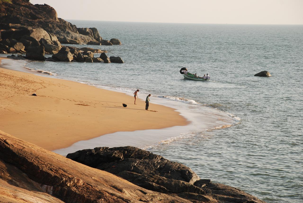 Honey Beach Cottages Gokarna  Exteriör bild